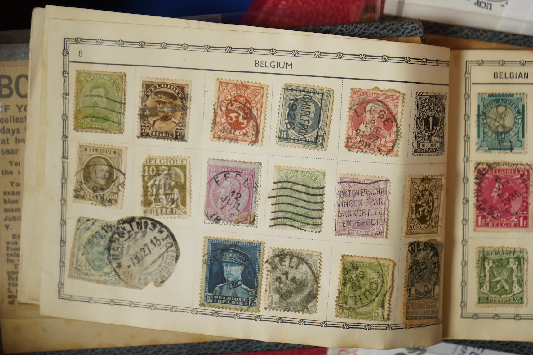 A quantity of world stamps and covers